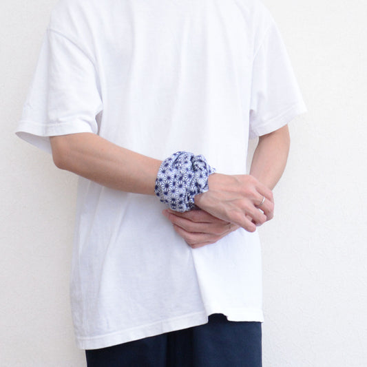 Tenugui as Timeless Design: Discover the Beauty of Asanoha in Navy by Miyamoto Towel