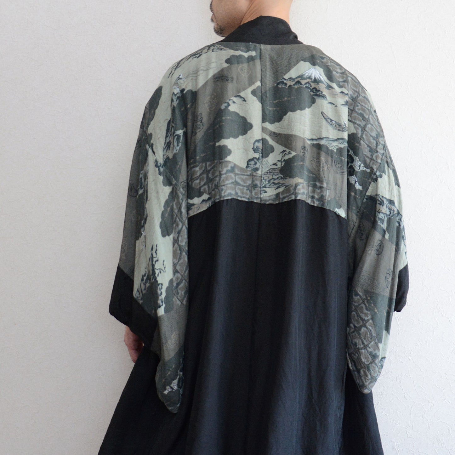 Black Haori Jacket Kimono Japane Vintage Montsuki Nihonga Art