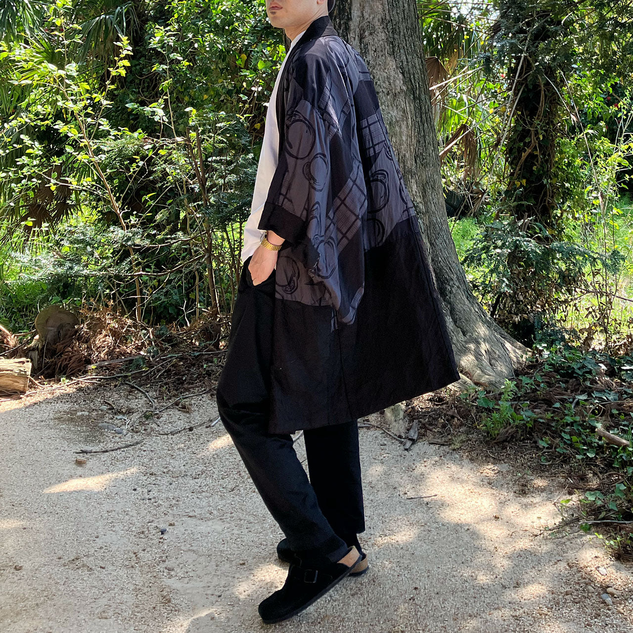 Showa period vintage haori kimono jacket with Daruma motif lining