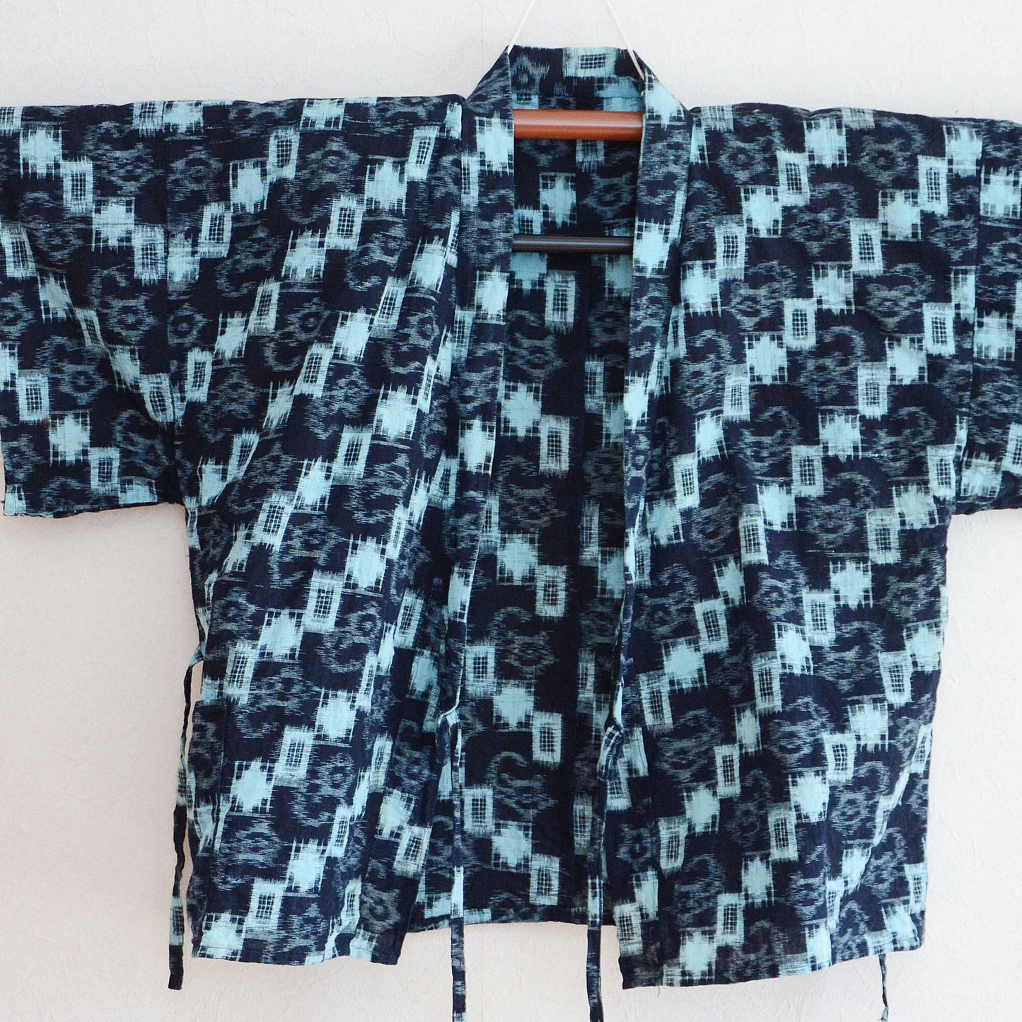 Vintage Japanese Noragi Jacket Indigo Dyed Cotton Kasuri Ikat Showa Era Kimono Remake Material
