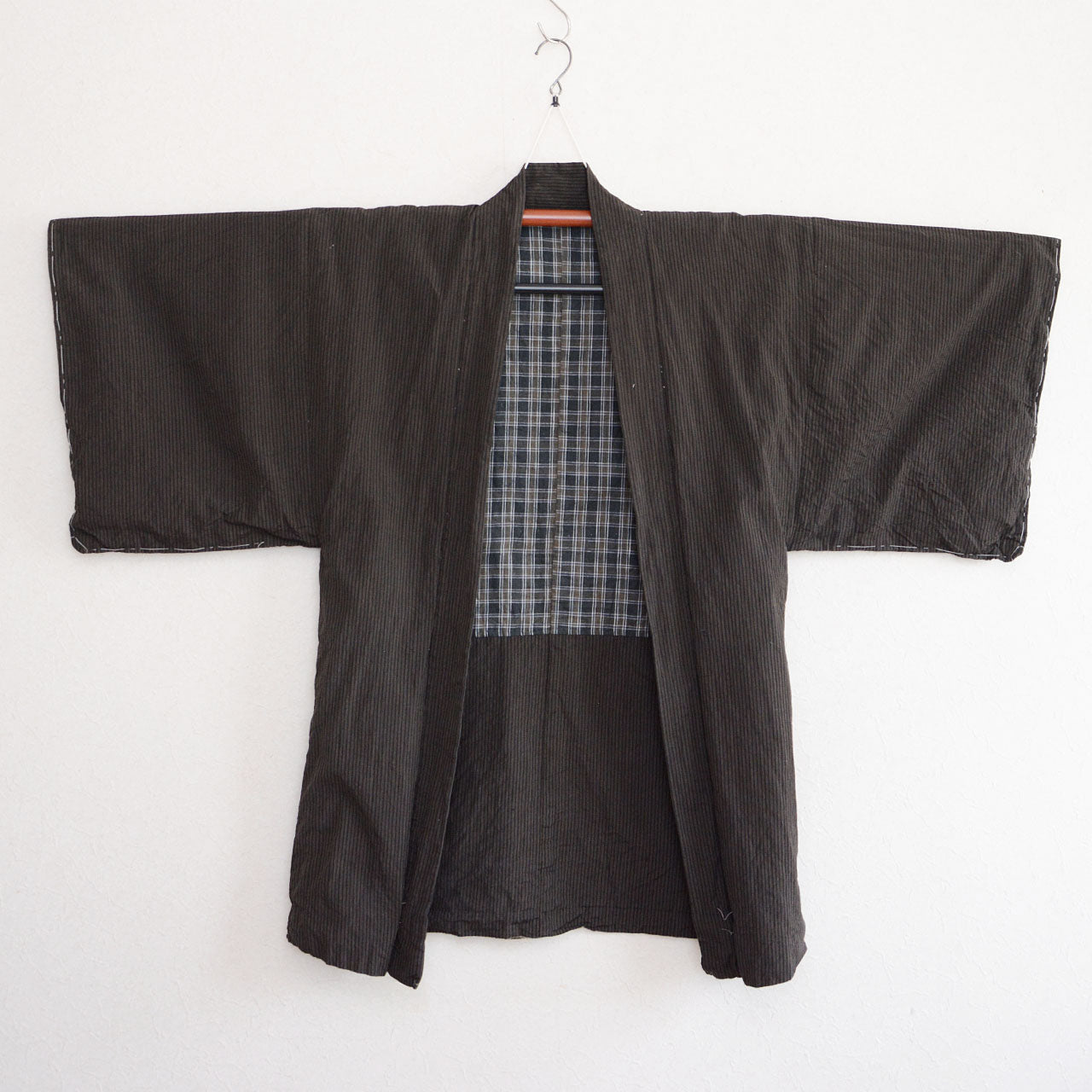 vintage Japanese haori jacket in cotton with crazy-patterned reverse