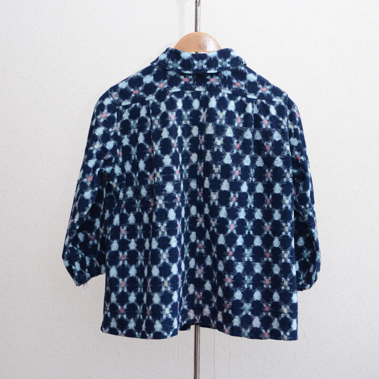 Boxy Indigo-Dyed Cotton Shirt – Japanese Traditional Kasuri Pattern