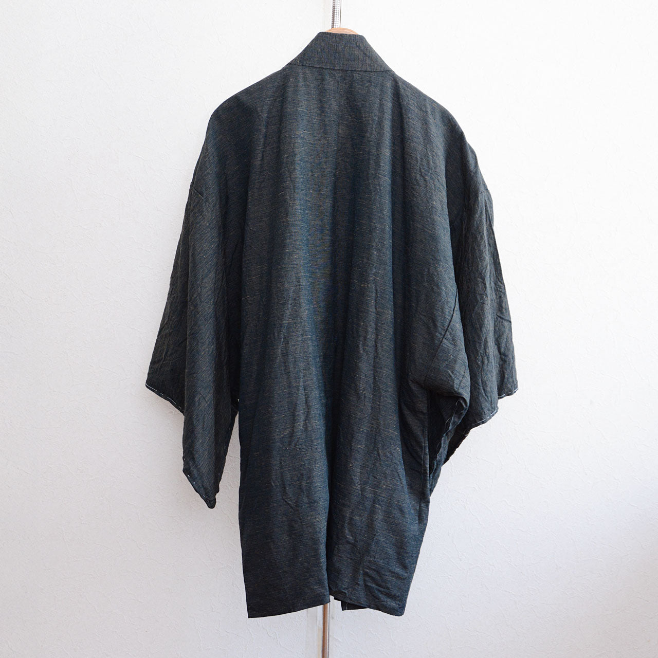 Vintage Showa-Era Men's Haori | Stunning Lining Art | Unique Modern Jacket Style