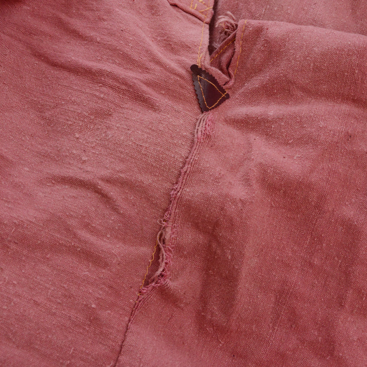 Showa period old fabric suitable for bags, cushions, and home decor