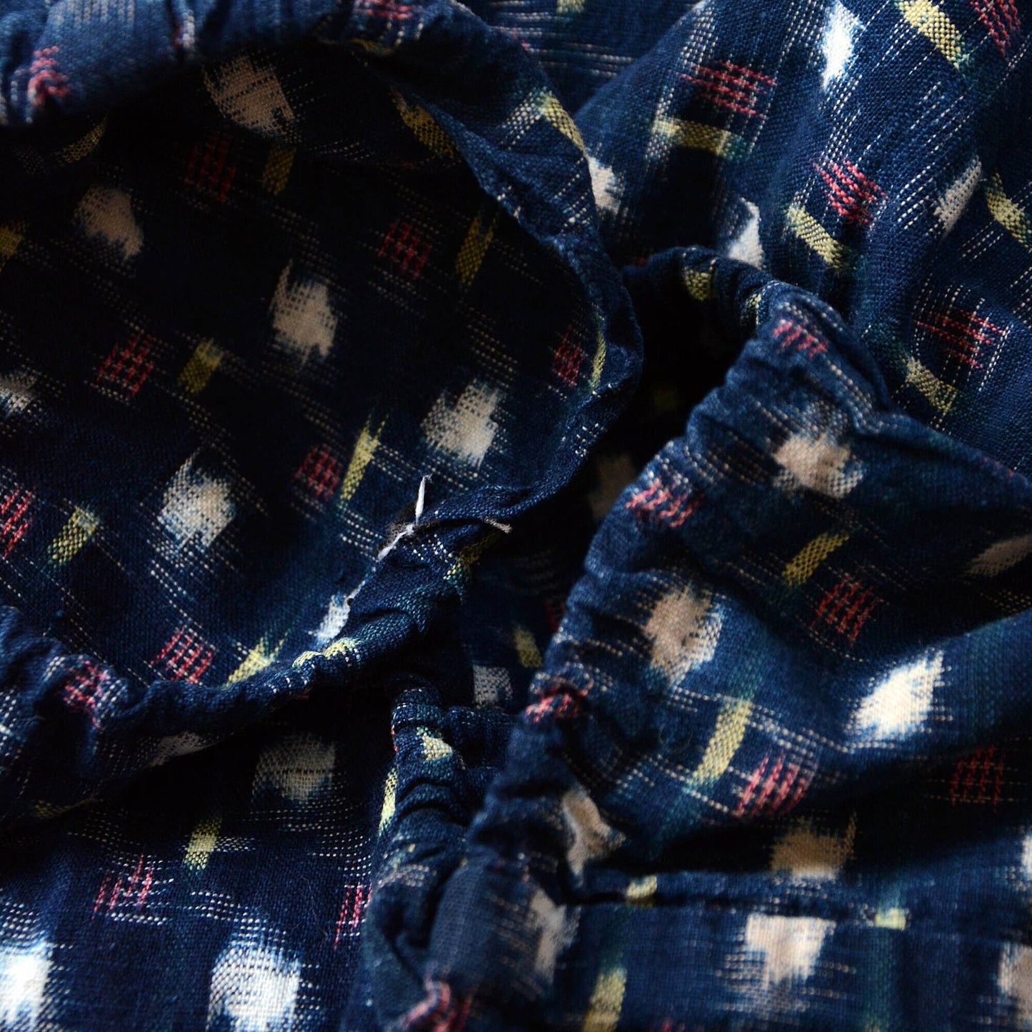 Vintage Japanese Noragi Jacket - Indigo Dyed Cotton Kimono Fabric, Kasuri Textile, Showa Era Uwappari for Remake