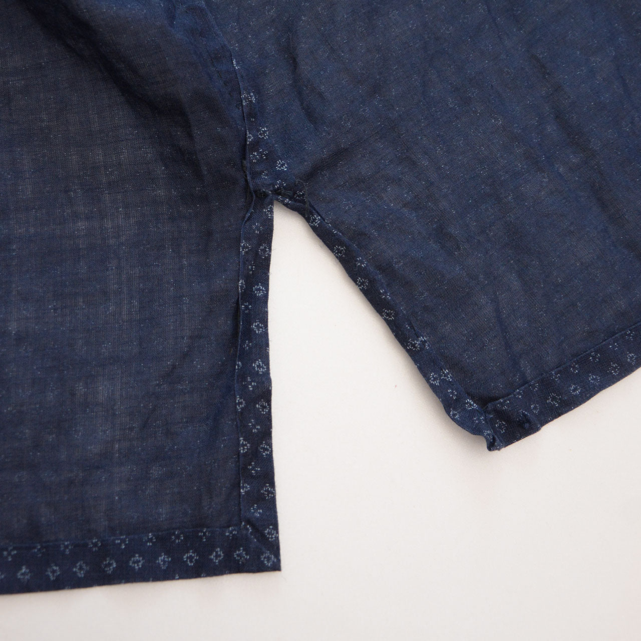 Komon Patterned Japanese Kimono Jacket for Everyday Wear