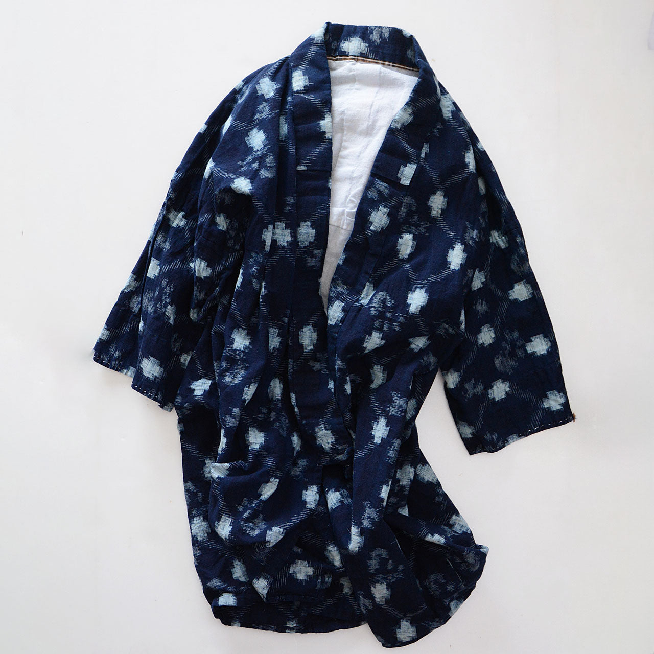 Japanese indigo work jacket for men, slow lifestyle fashion