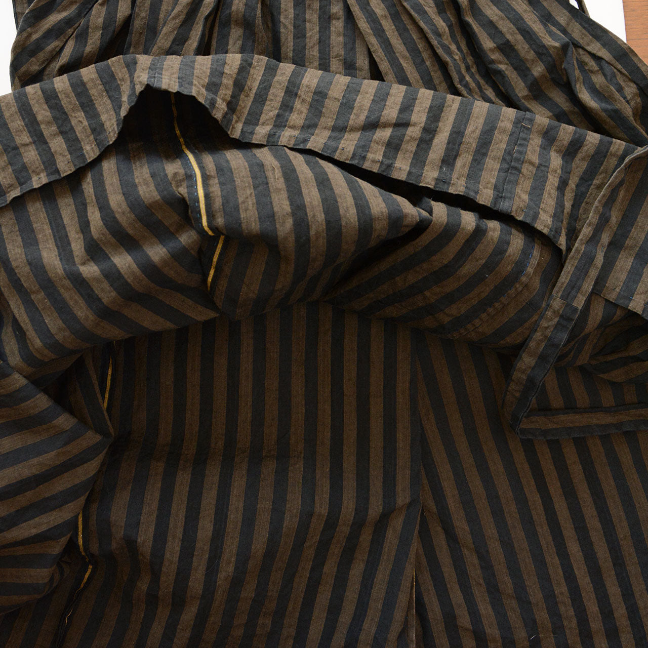 Mid-Showa child’s hakama, skirt-style, suitable for bags or interior remake