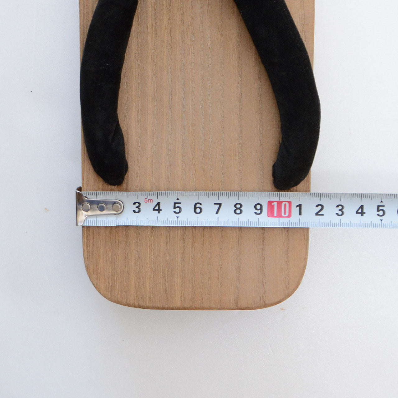 Authentic Japanese geta, natural wood sole, black hanao, Showa vintage
