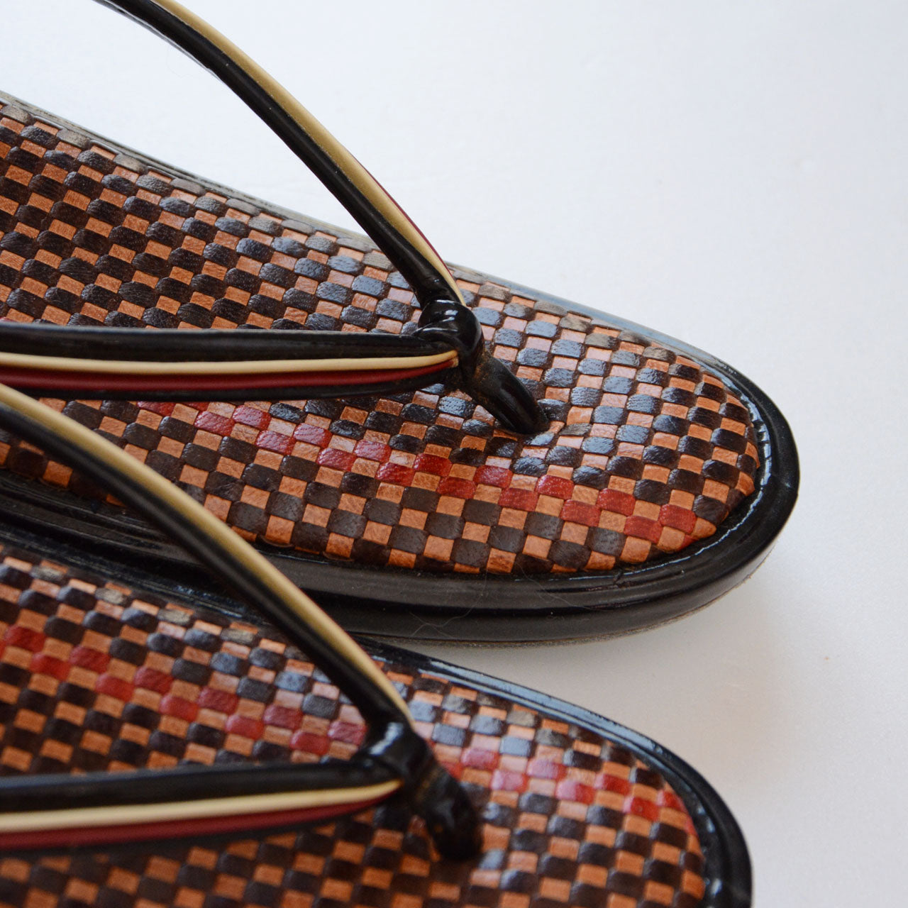 Vintage leather zori for Japanese-inspired fashion looks