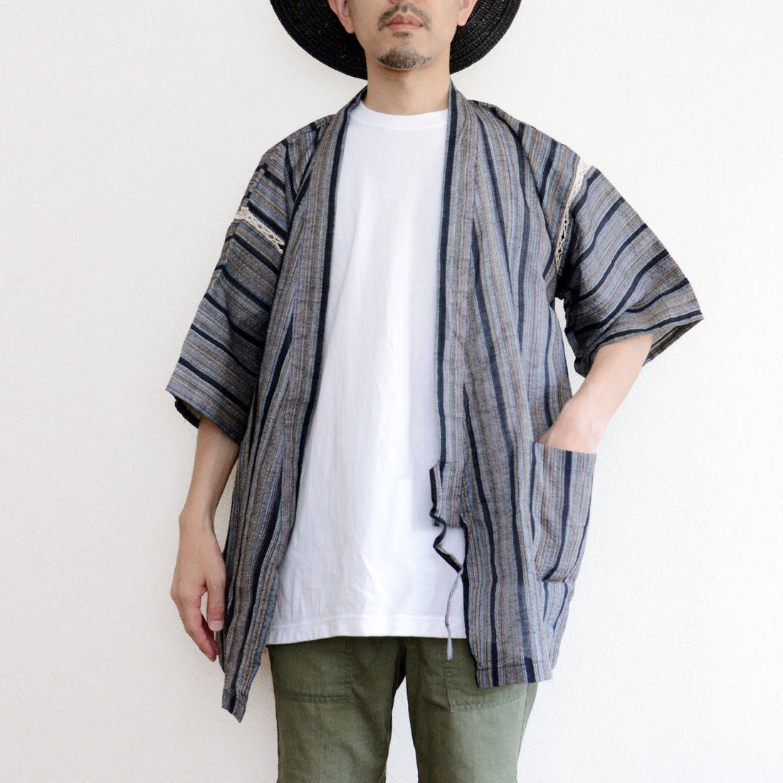 Lightweight Cotton Jinbei Kimono Jacket for Men – A Blend of Tradition and Comfort
