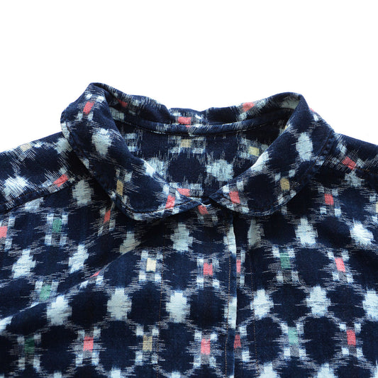 A Vintage Indigo Kasuri Shirt from Mid-Showa Japan – Quiet Elegance in Everyday Wear
