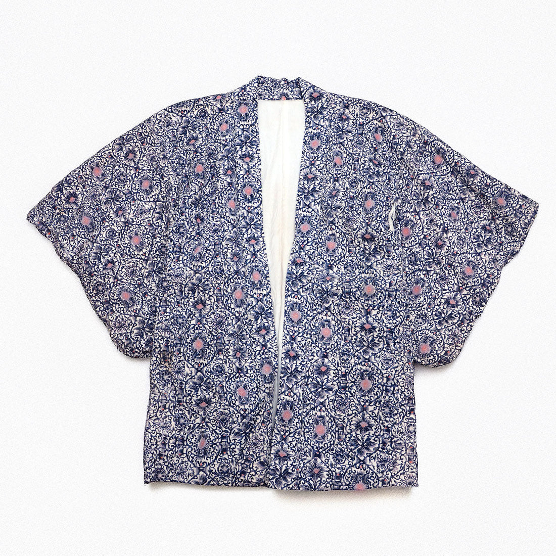 Vintage Japanese women's haori jacket with karakusa arabesque pattern, Showa era silk textile