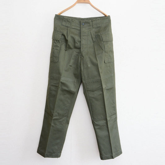 JGSDF Type 65 work trousers in OD olive drab with double-knee panels and cargo pockets