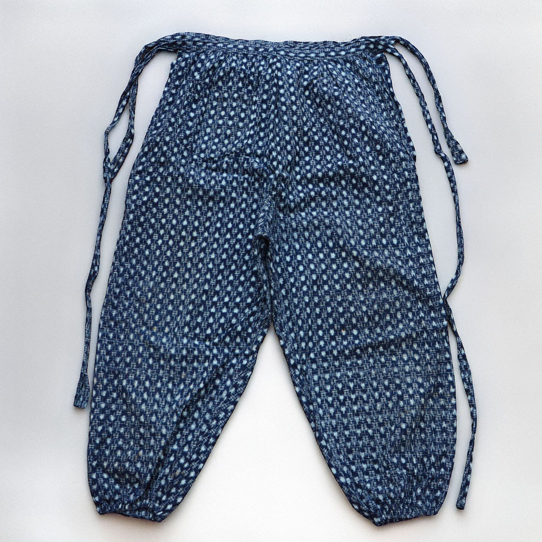 monpe-pants-indigo-kasuri-cotton-tohoku-japan-vintage, front view