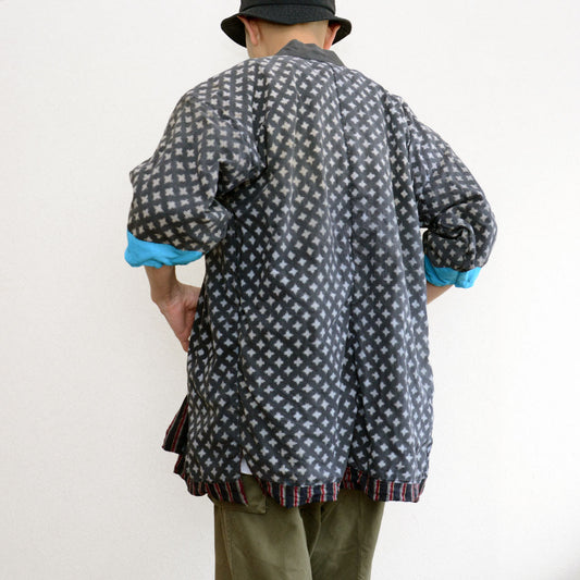 Unique Mid-Showa Cotton Noragi Jacket with Star-Cross Lining