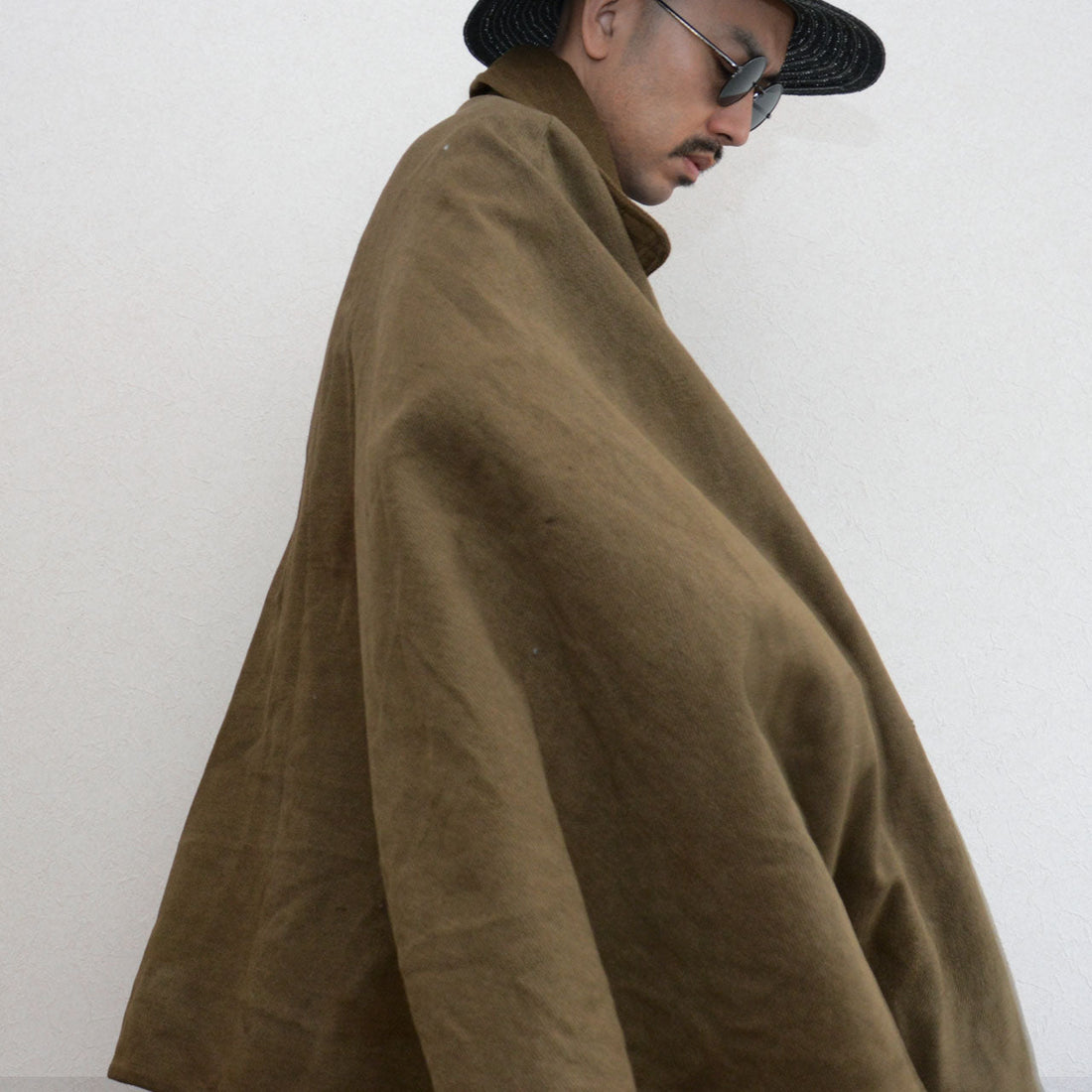 Vintage 1940s Japan-Made Wool Mantle – Olive Drab Classic Outerwear