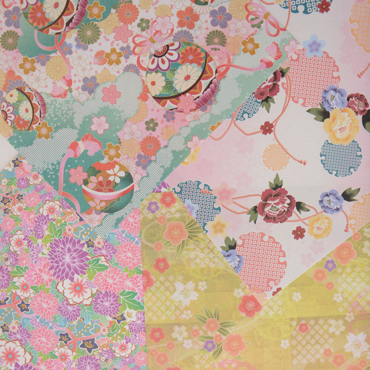 Origami paper pack with 4 patterns, 7 sheets each