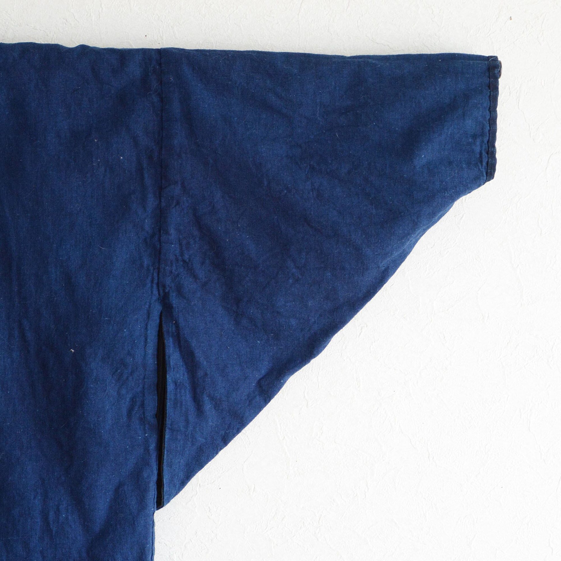 Detailed view of the fabric texture and seam on Noragi sleeve