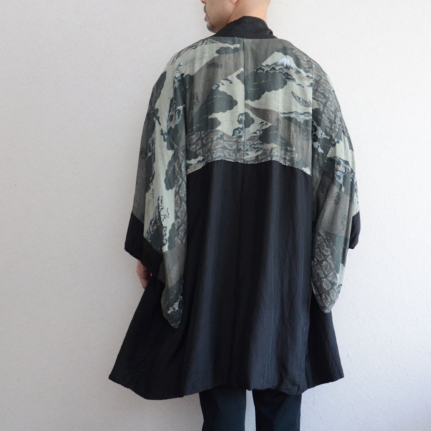 Black Haori Jacket Kimono Japane Vintage Montsuki Nihonga Art