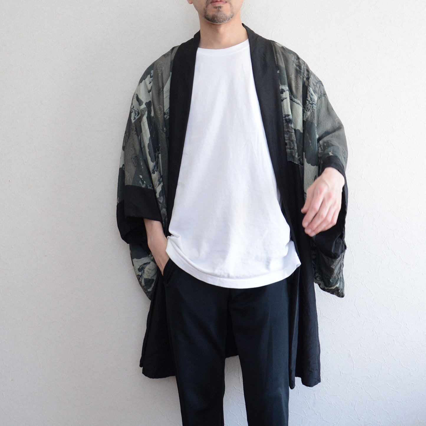 Black Haori Jacket Kimono Japane Vintage Montsuki Nihonga Art