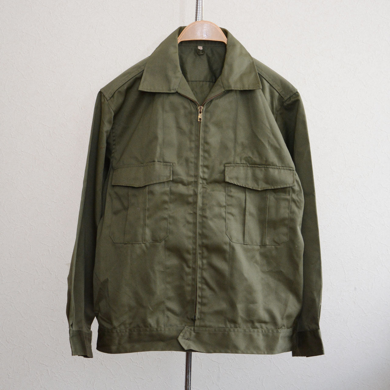 boxy silhouette vintage uniform jacket