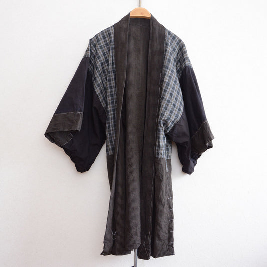 haori jacket men with striped cotton fabric and bold patterned lining