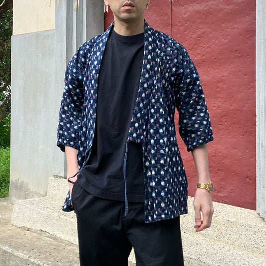 Vintage Japanese Noragi Jacket - Indigo Dyed Cotton Kimono Fabric, Kasuri Textile, Showa Era Uwappari for Remake