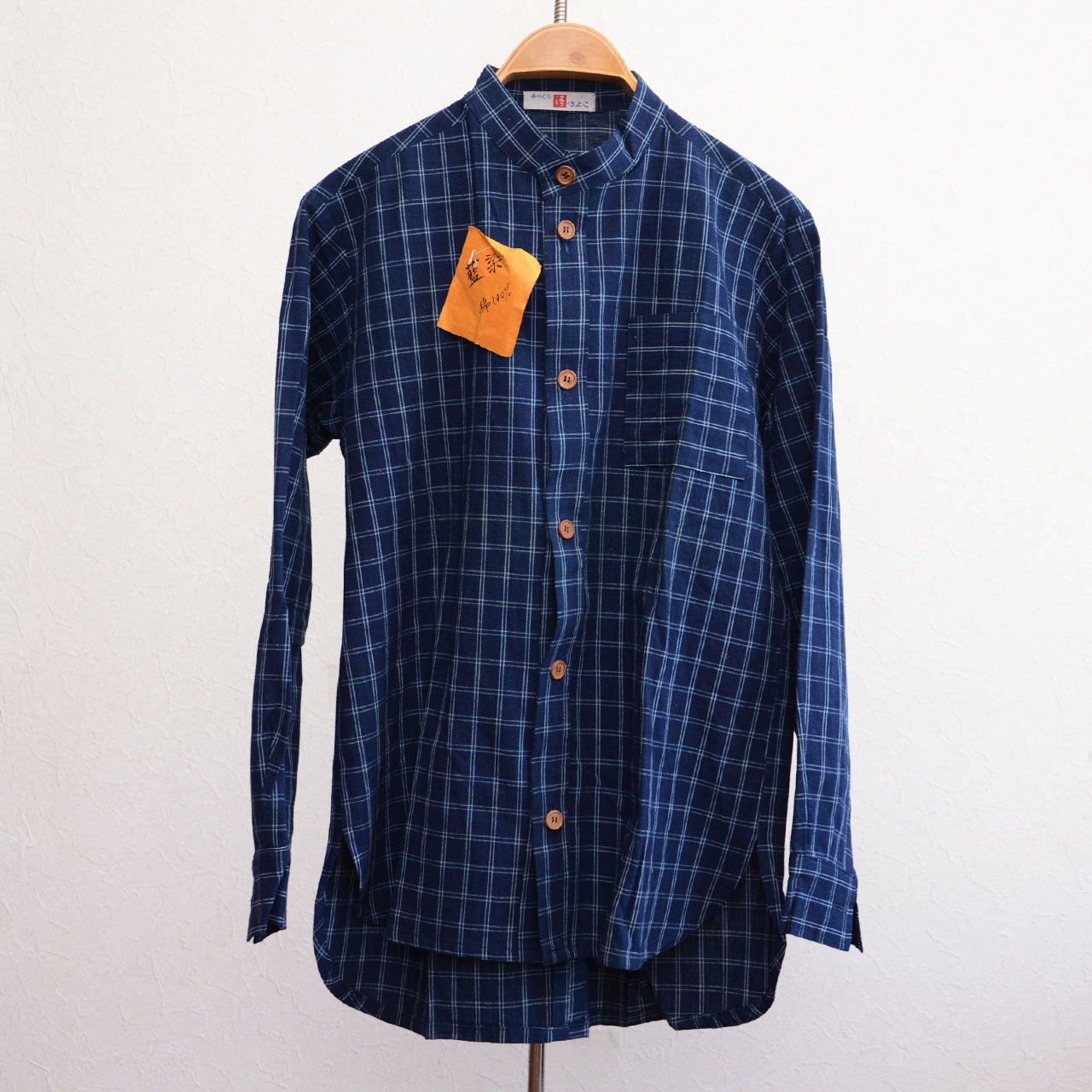 Vintage-style indigo plaid shirt made in Japan