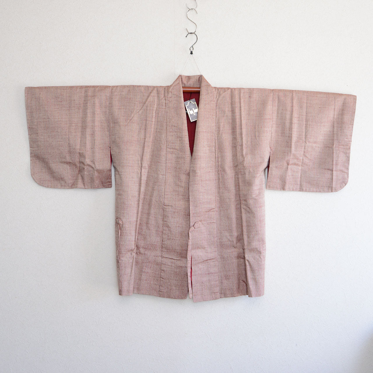 Light pink kimono-style jacket made of 100% silk