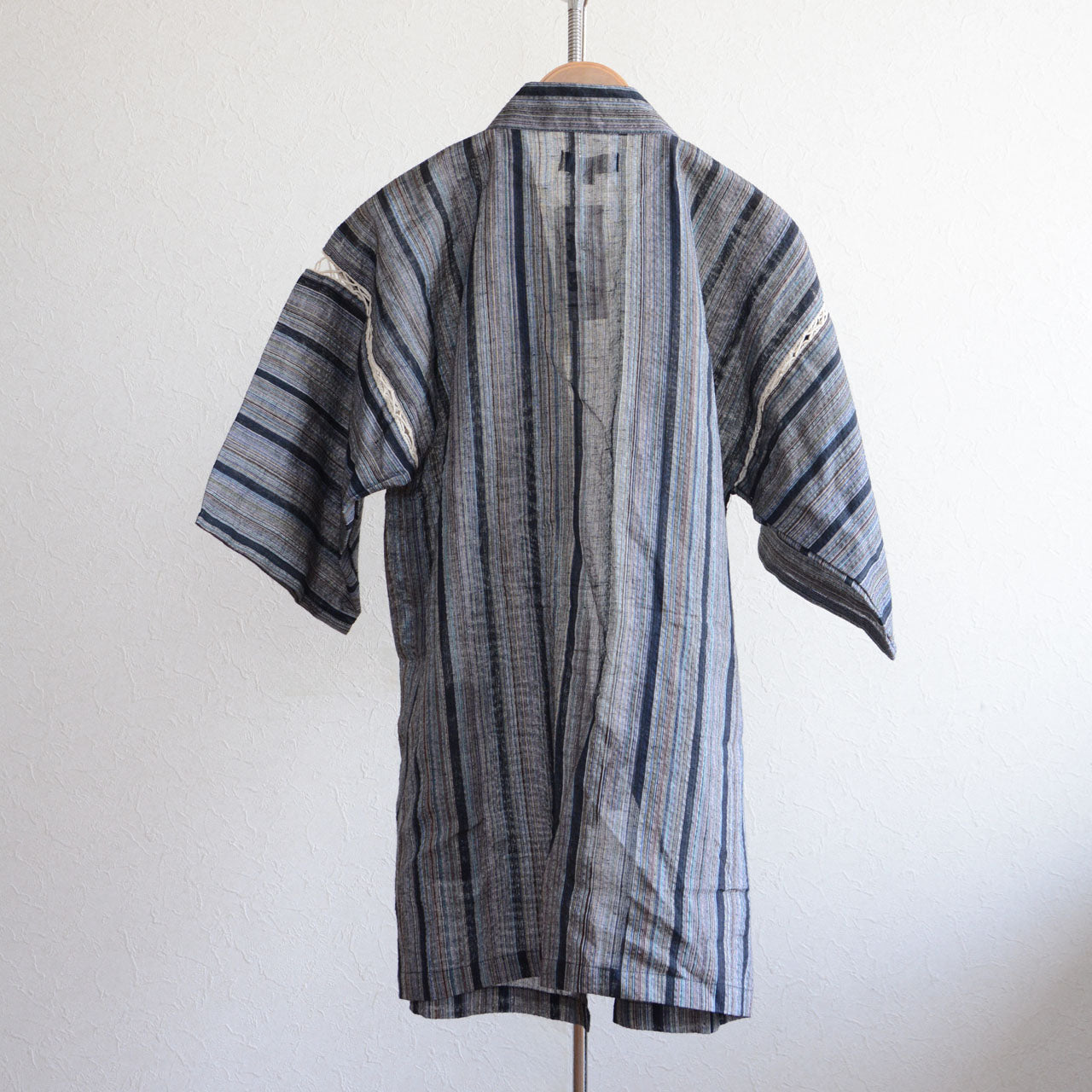 Traditional Japanese summer jacket with front ties