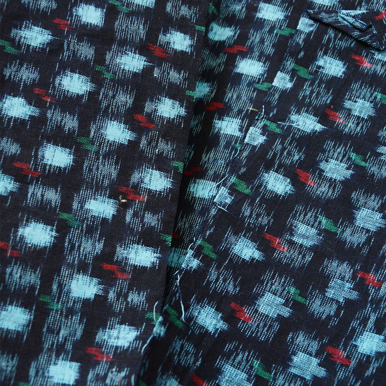 Japanese antique indigo-dyed cotton with kasuri pattern, collectible deadstock fabric, 35cm × 150cm