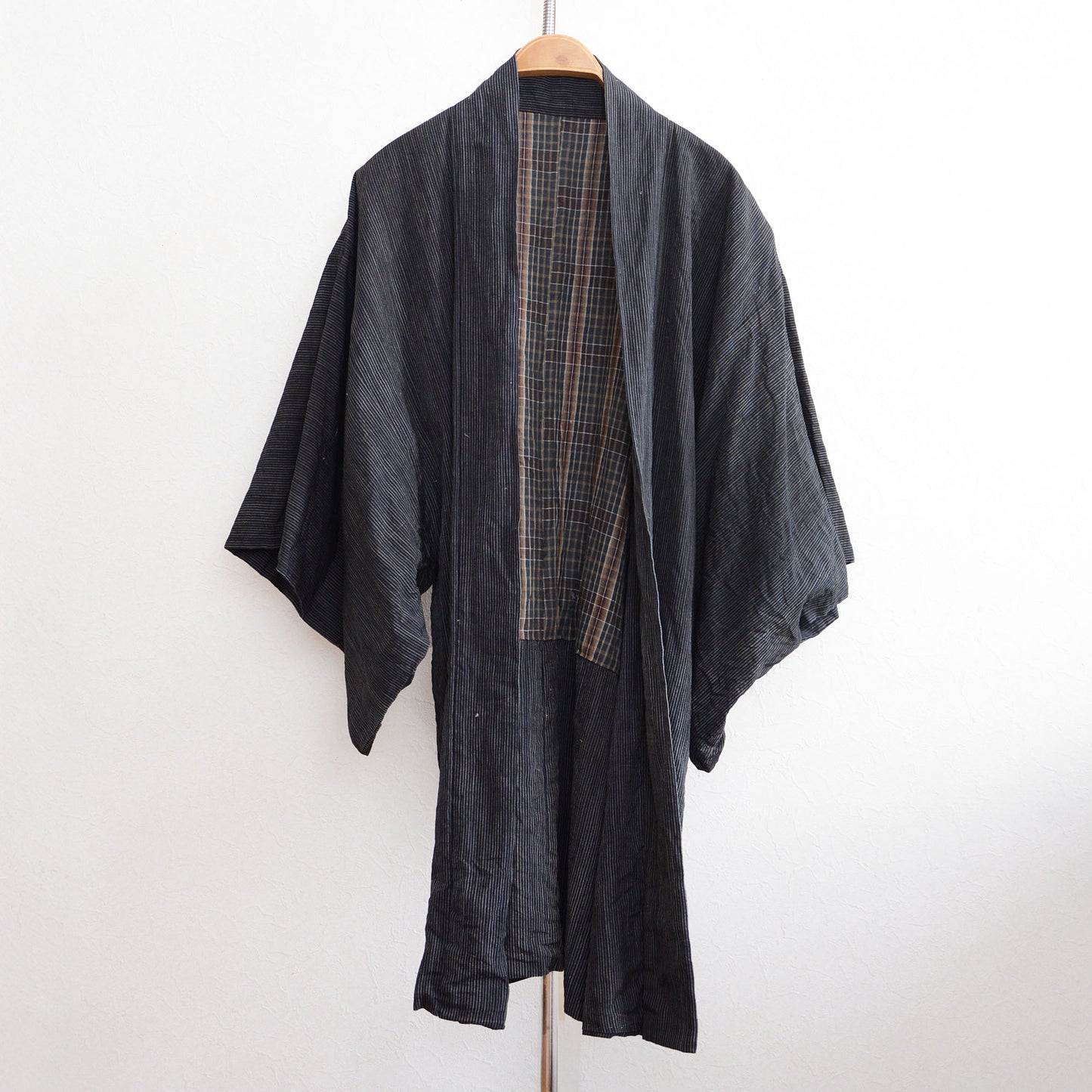 Showa Era Japanese Vintage Striped Haori｜Men’s Kimono Cardigan for Modern Wabi-Sabi Style