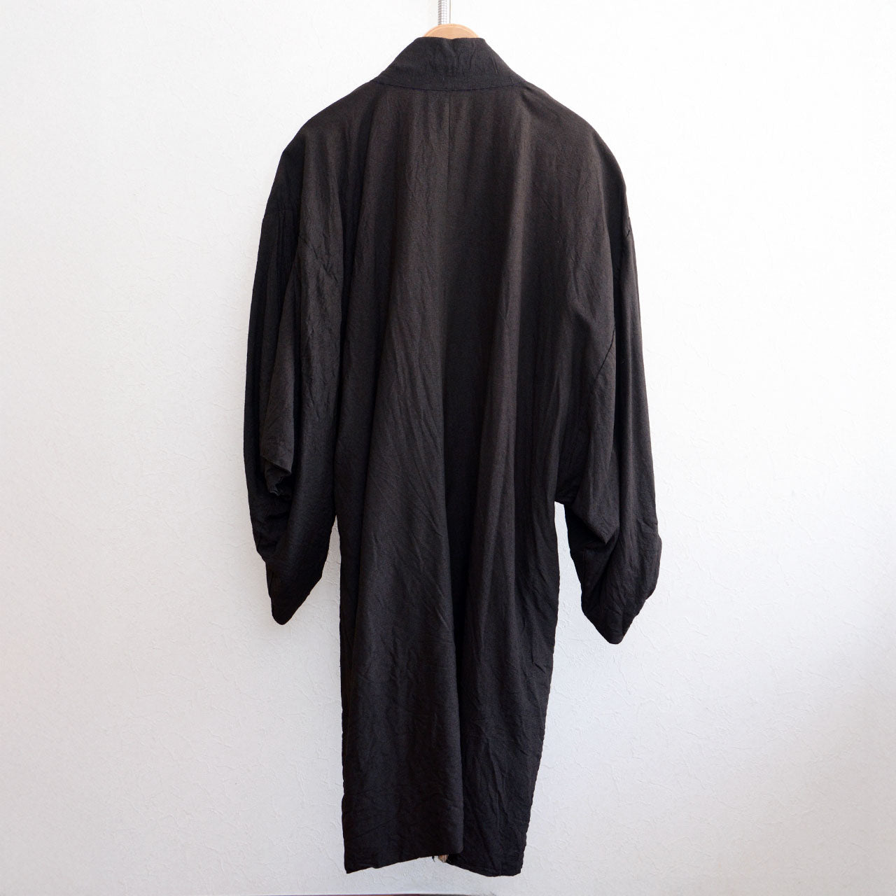 Vintage Showa Haori Kimono Jacket with Daruma Lining – Men's Japanese Kimono Art