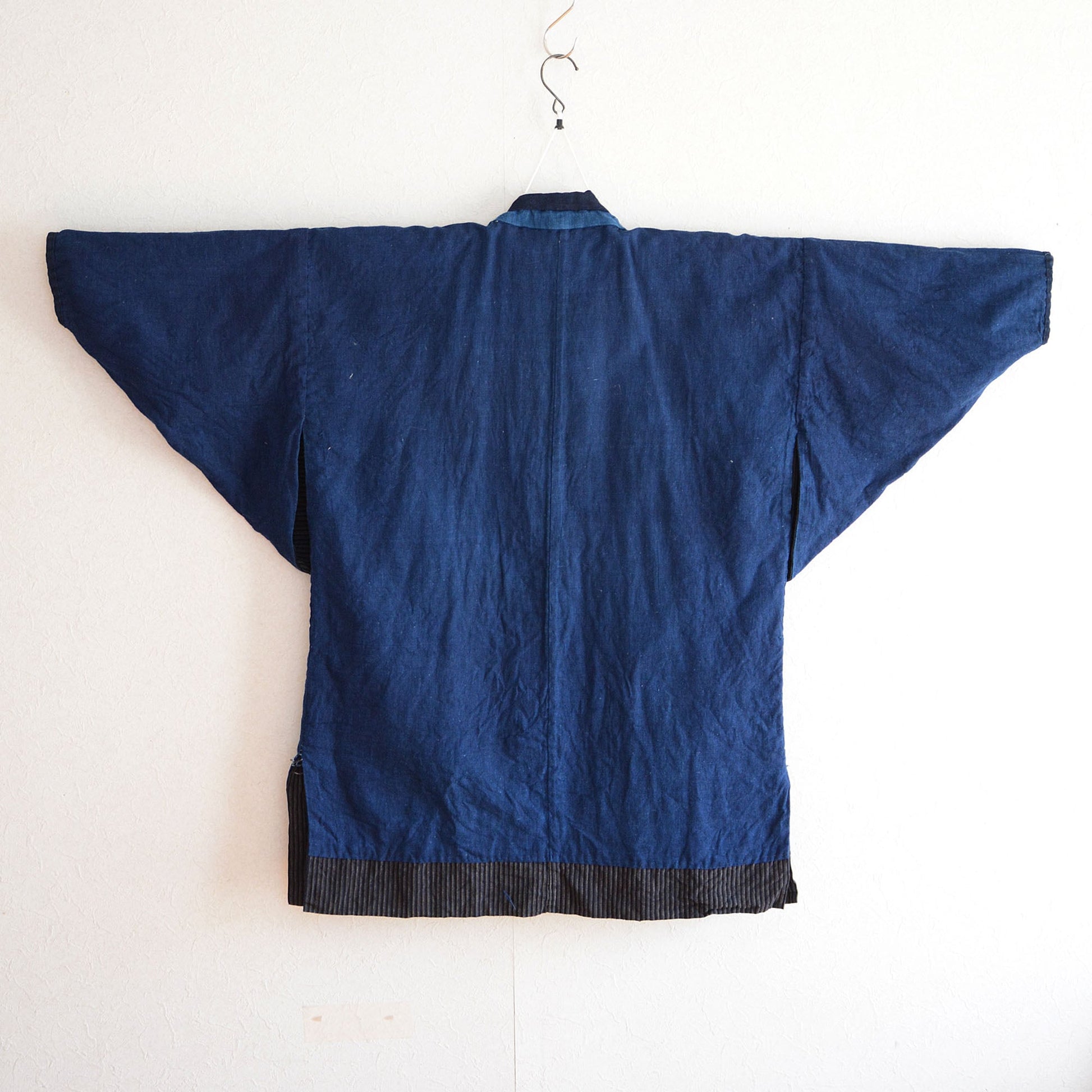 back view of indigo noragi jacket