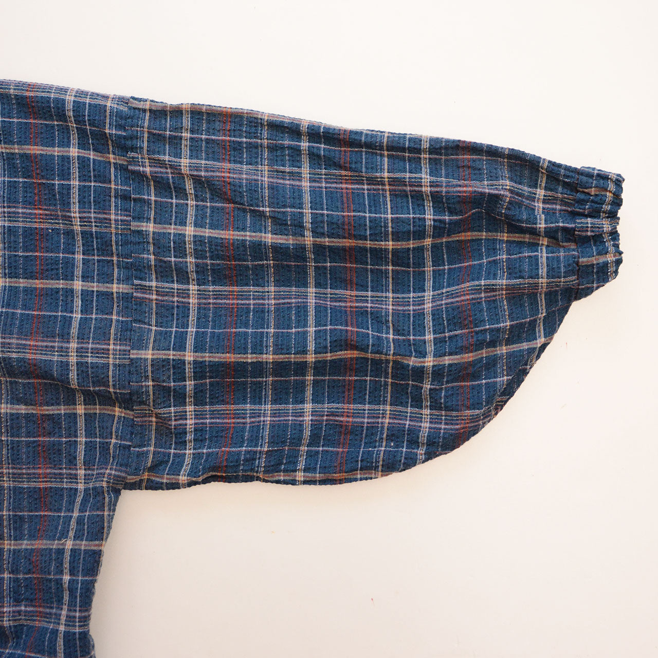 Cotton Samue jacket featuring a relaxed silhouette and simple front tie