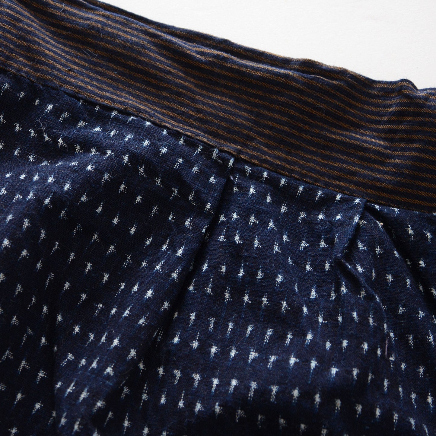 Japanese Apron Maekake Wrap Skirt Indigo Mosquito Kasuri Pattern Stripe Vintage Fabric Cotton Boro
