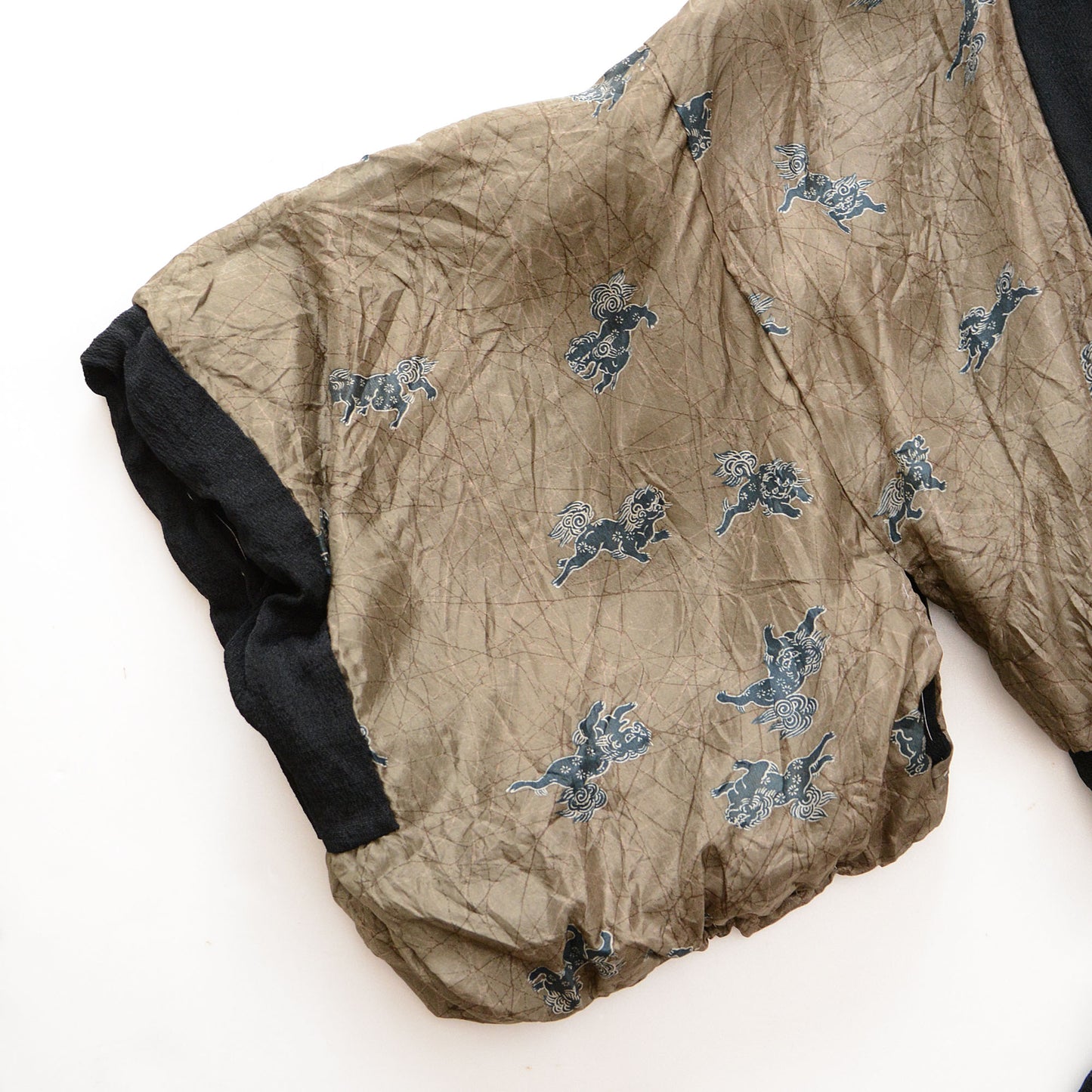 Haori Kimono Japanese Vintage Jacket Black Karashishi Kuro Montsuki