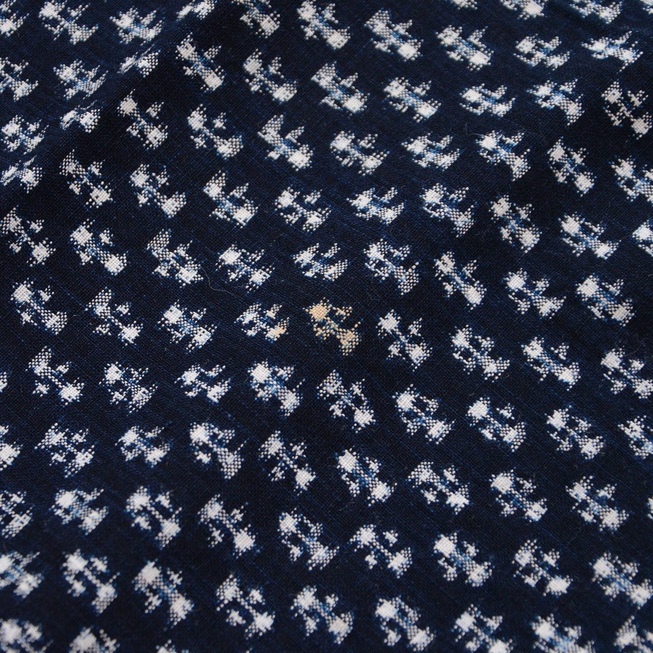 Kasuri indigo-dyed fabric set ideal for quilting and patchwork