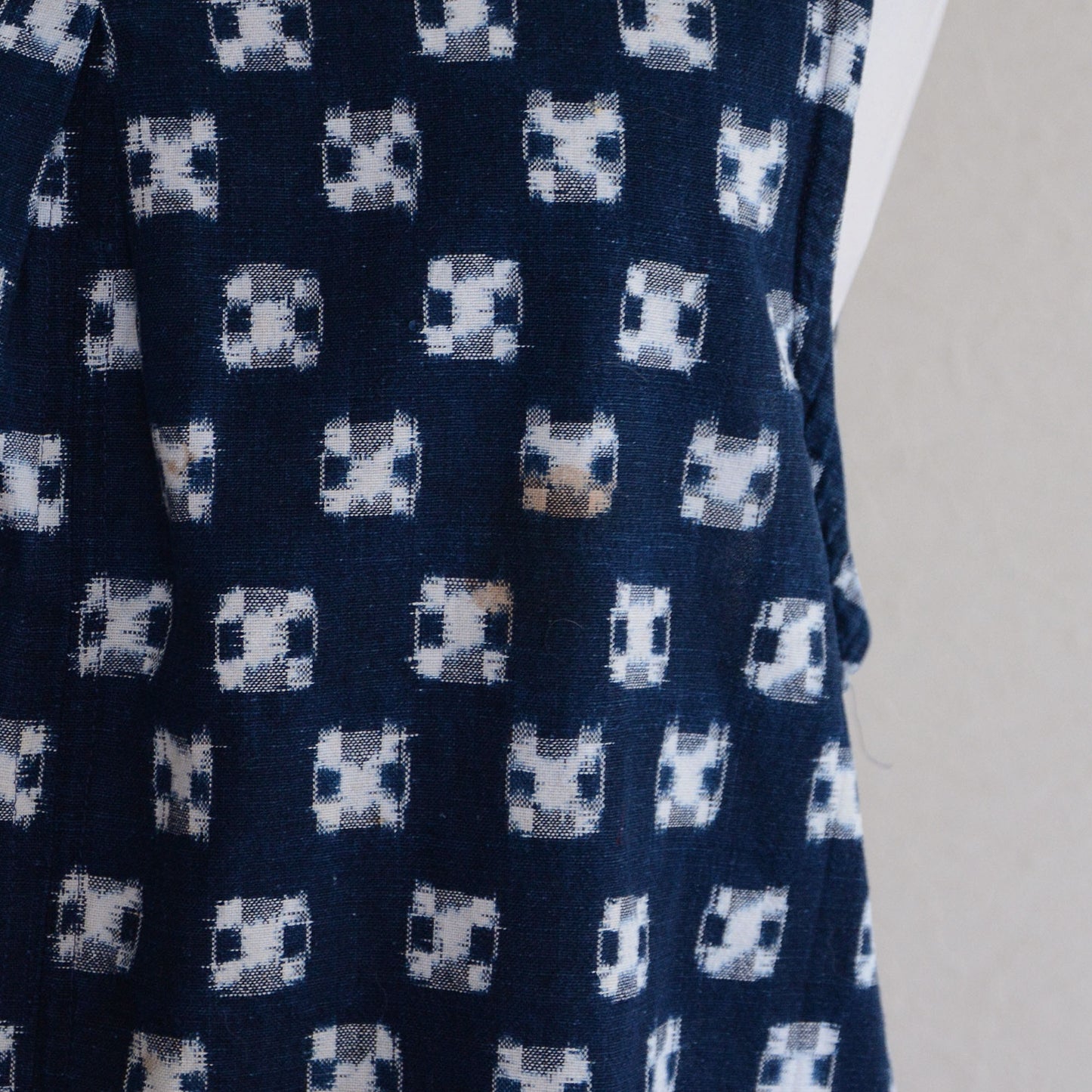 Japanese Apron Kasuri Pattern Ikat Indigo Vintage Fabric Cotton No Sleeve Tops