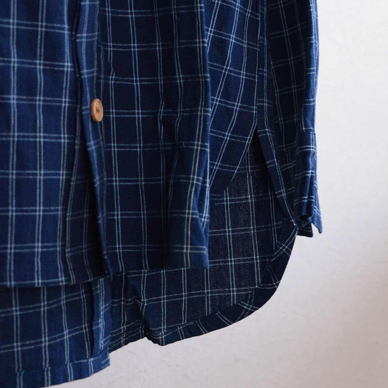 Lightweight cotton shirt with traditional Japanese dyeing