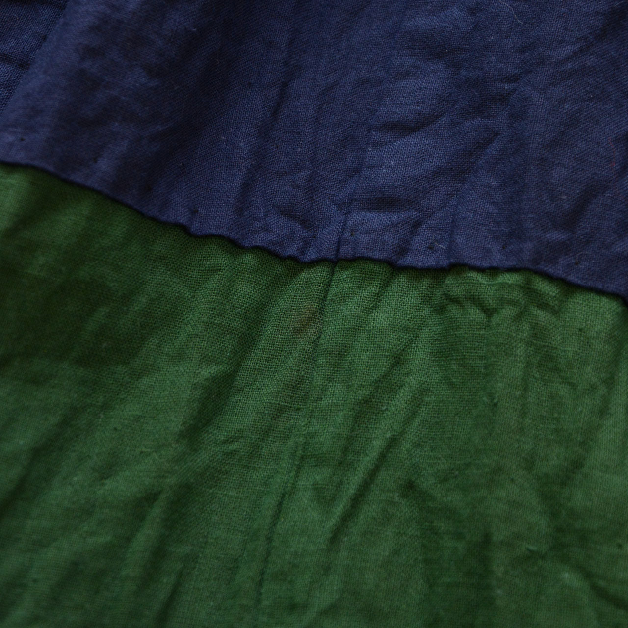 Sustainable vintage fashion – kasuri cotton kimono with bold lining