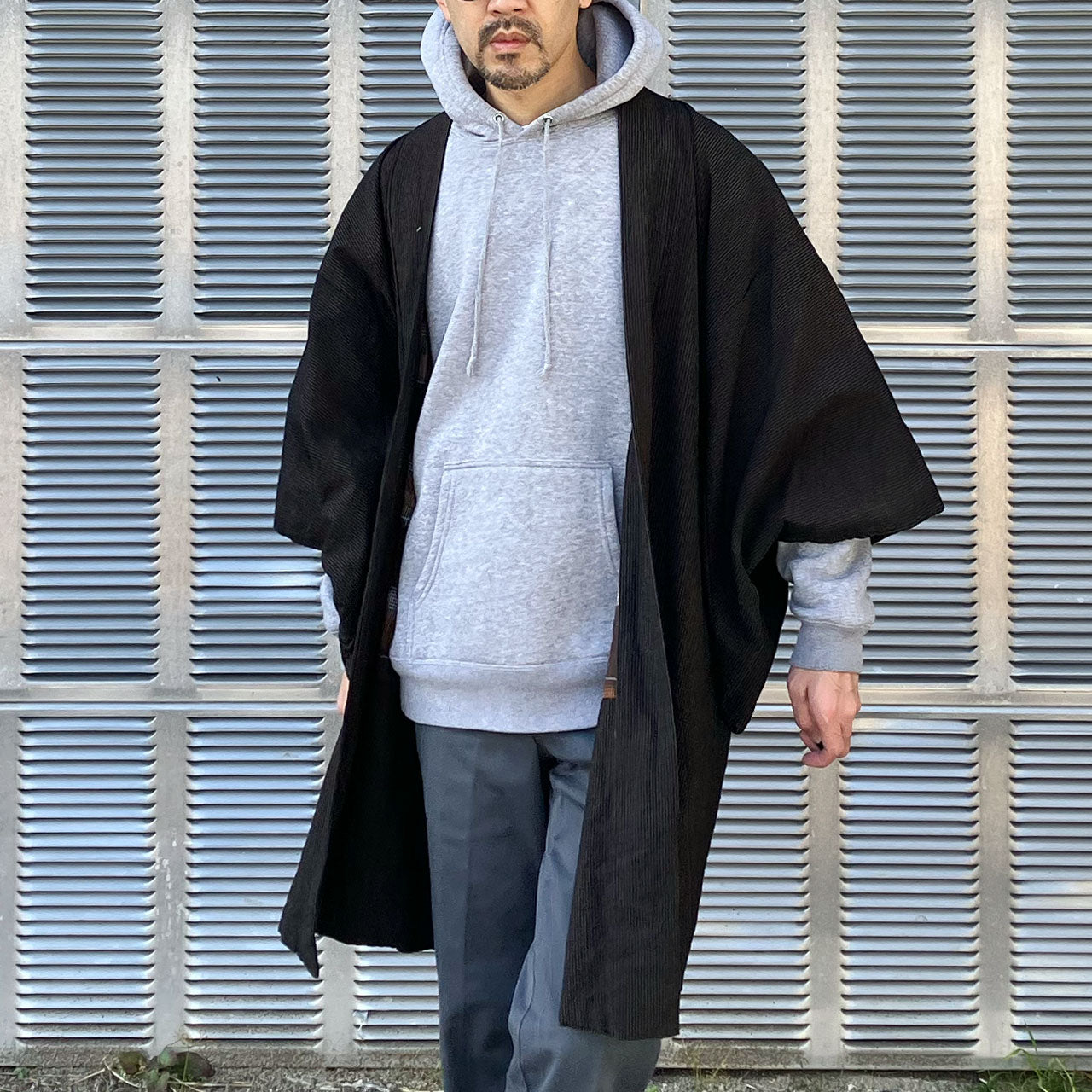 Vintage men’s haori jacket in indigo stripes from early Showa era