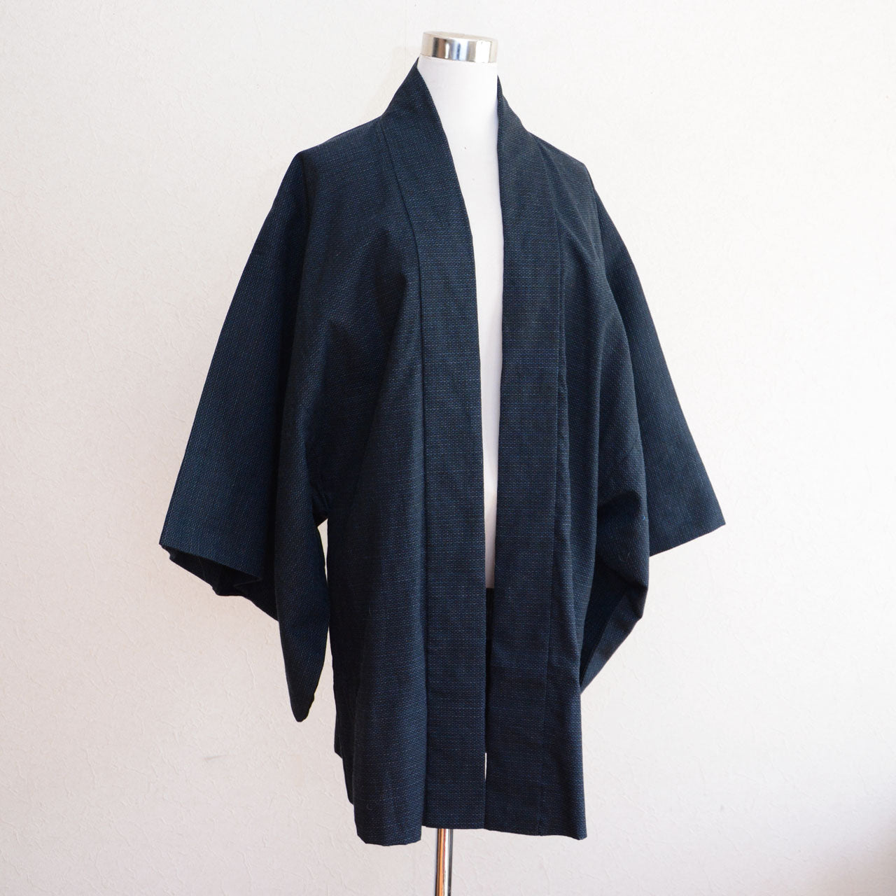 Japanese vintage haori jacket with patterned lining