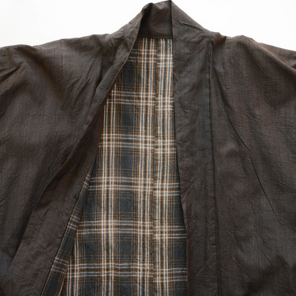 Fine-striped haori collar and plaid cotton lining