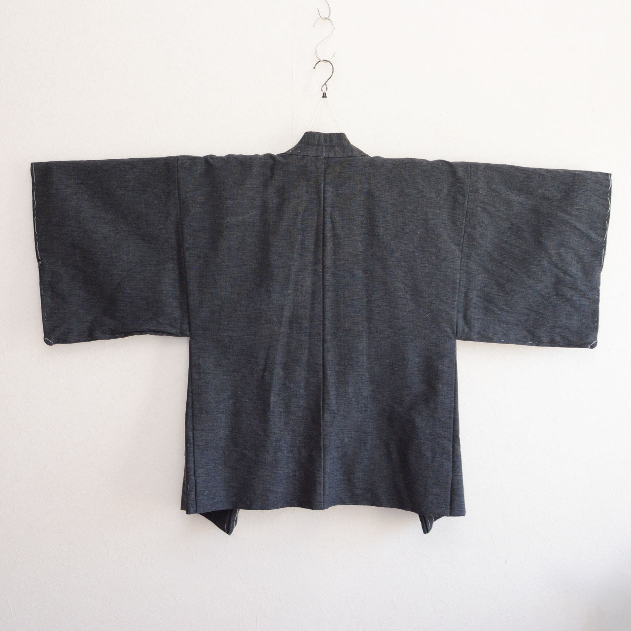 Men's wool haori, blue ground lining, daruma and Nana Korobi Ya Oki pattern, Japan vintage