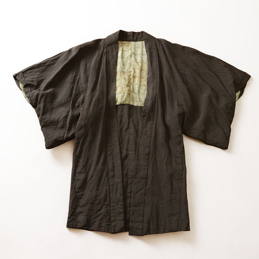 Late Showa era Japanese haori, kanji-printed lining, ura-masari, crêpe outer fabric, montsuki, Japan vintage kimono jacket, one of a kind