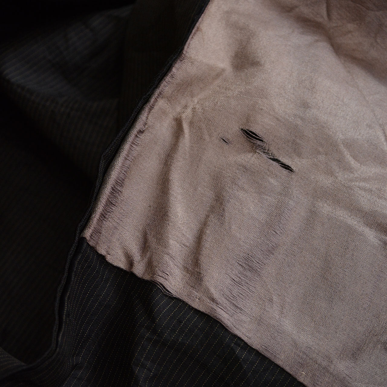 Showa mid-century men’s haori featuring detailed Japanese art lining