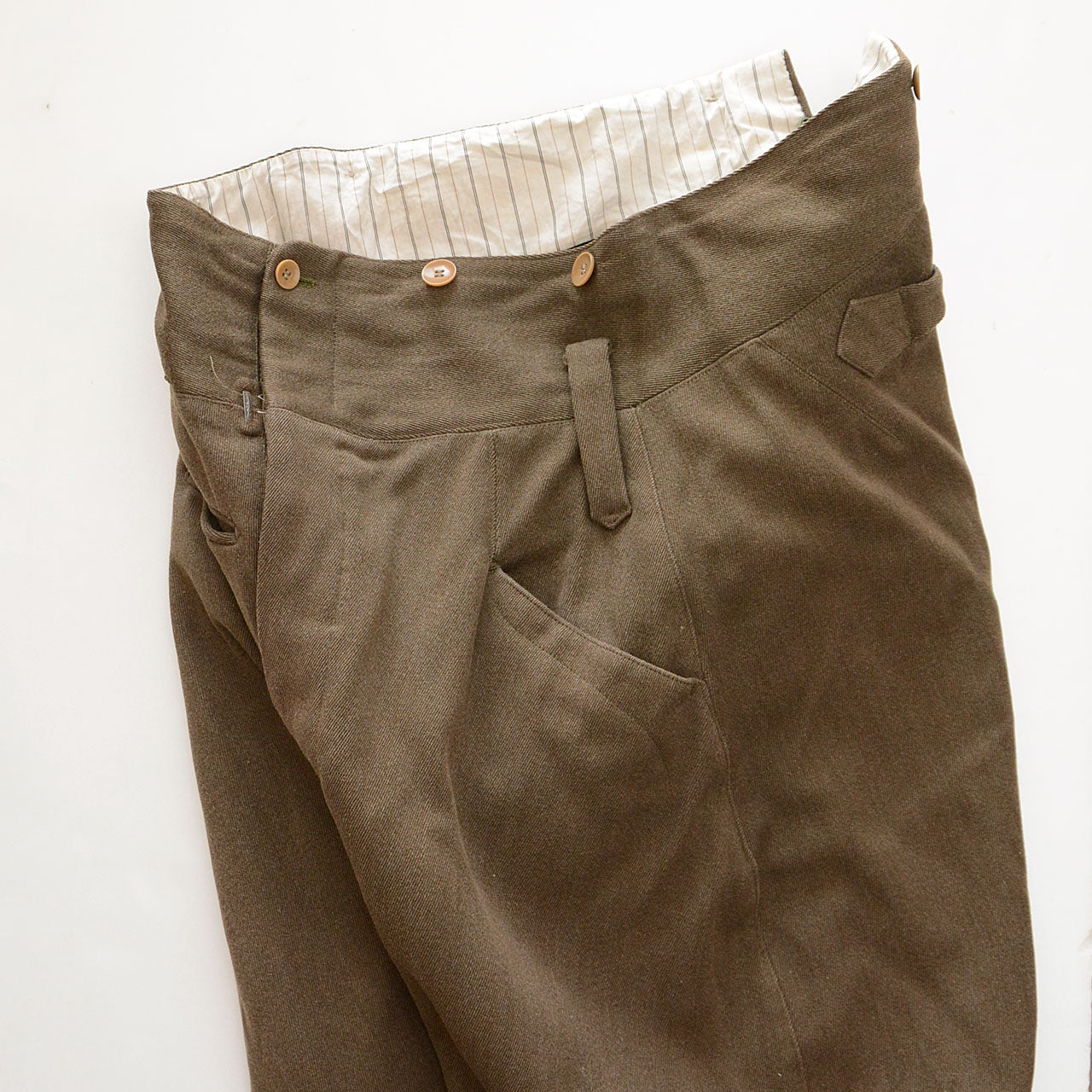 Cinch back adjustable waist on vintage jodhpurs