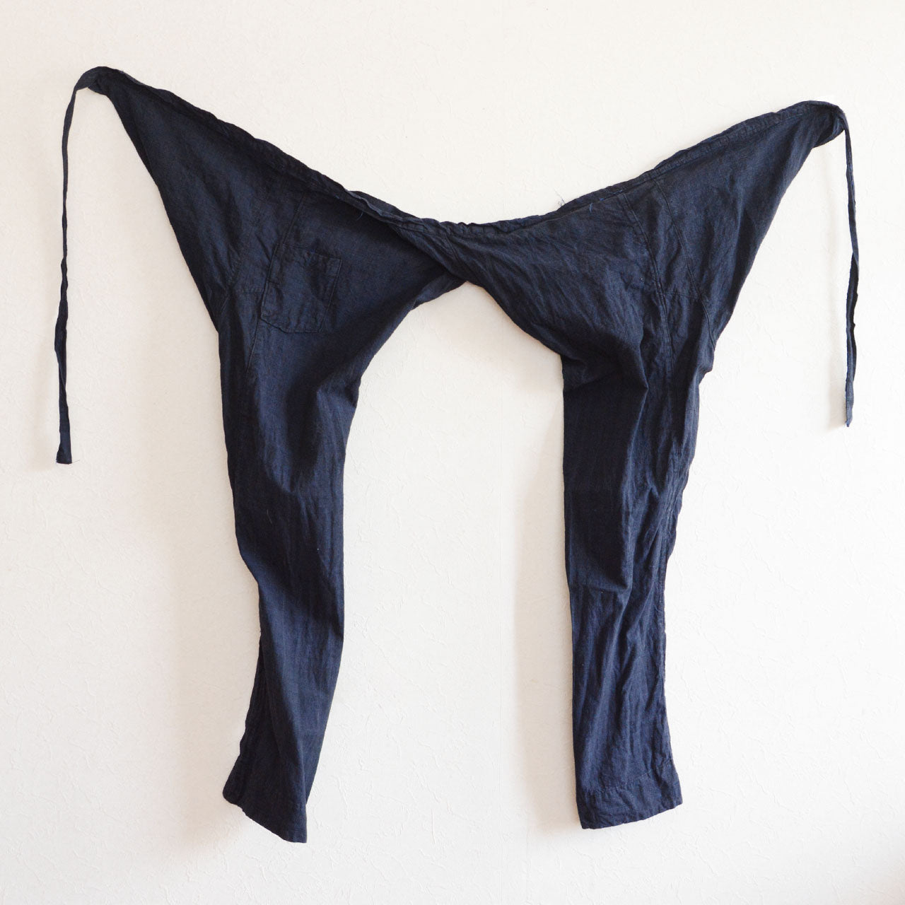 Mid-Showa Japanese vintage momohiki trousers reflecting everyday labor culture